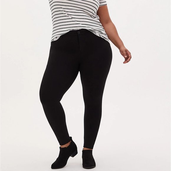 torrid Pants - NWT BOMBSHELL SKINNY PANT - PREMIUM PONTE BLACK
